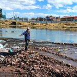 Congregaciones andinas contribuyen al cuidado de la creación limpiando orillas de ríos y sembrando plantas